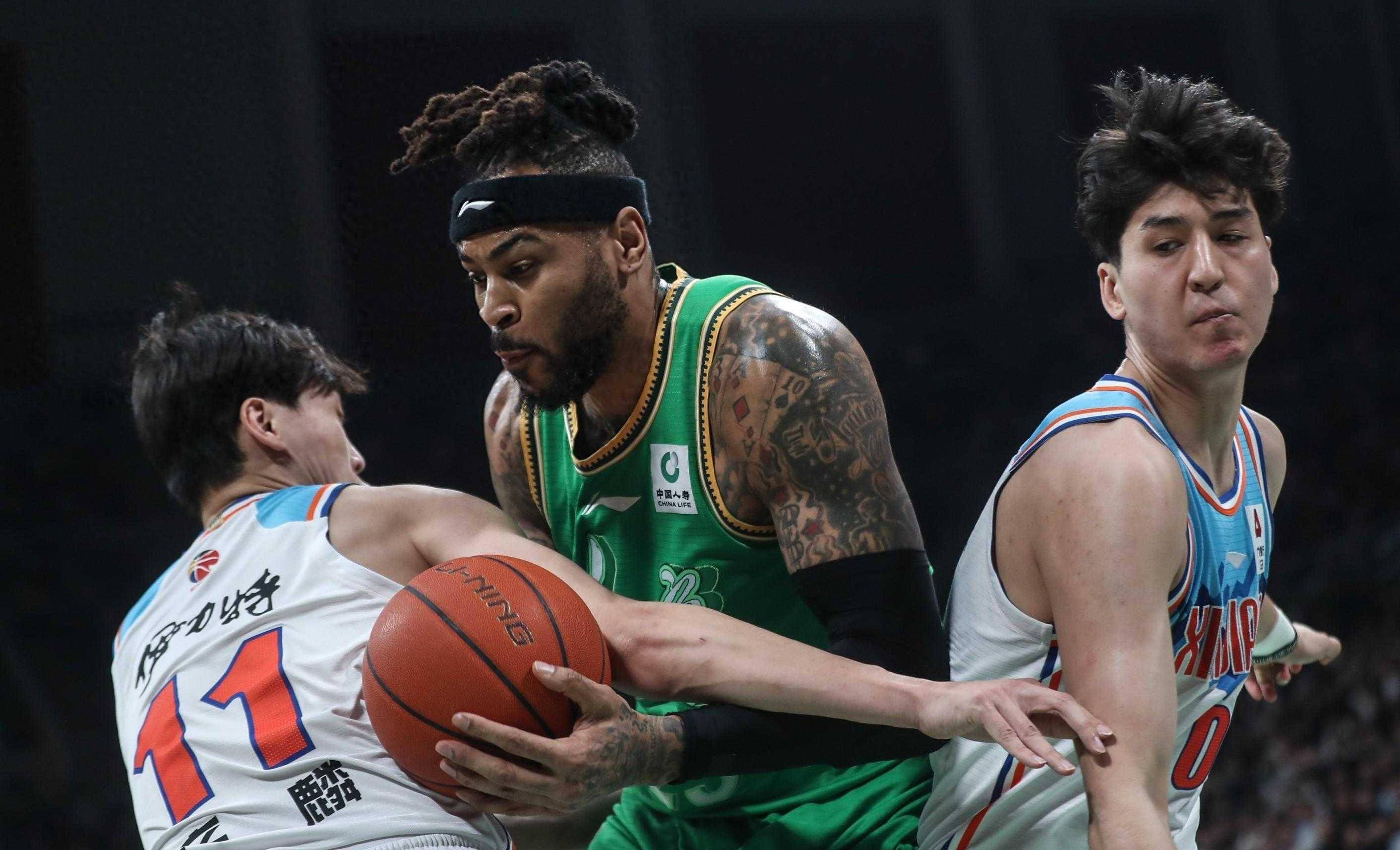 半岛体育官网入口-新疆队力克对手迎来一场胜利，球队实力有所提升的简单介绍