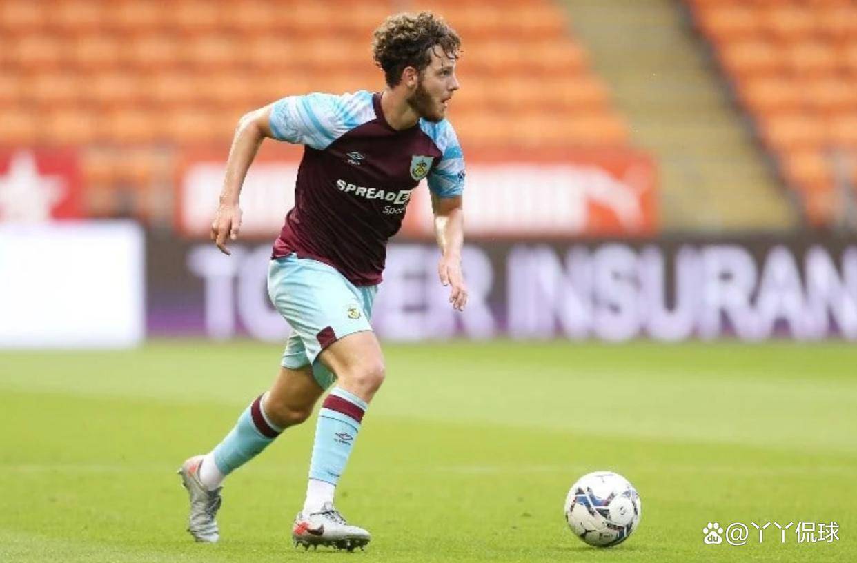 半岛体育电脑版下载-包含沃特福德主场失利，积分未能有所改变的词条