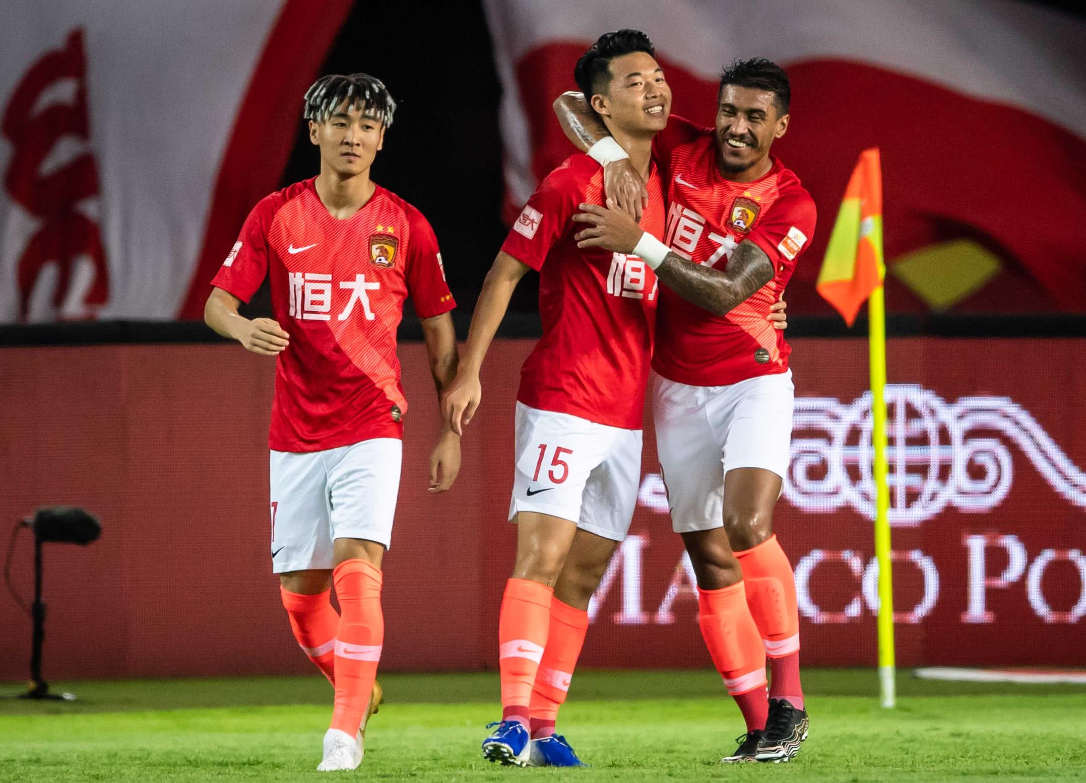 半岛体育官方下载-河北华夏幸福主场战胜广州富力，提升排名的简单介绍