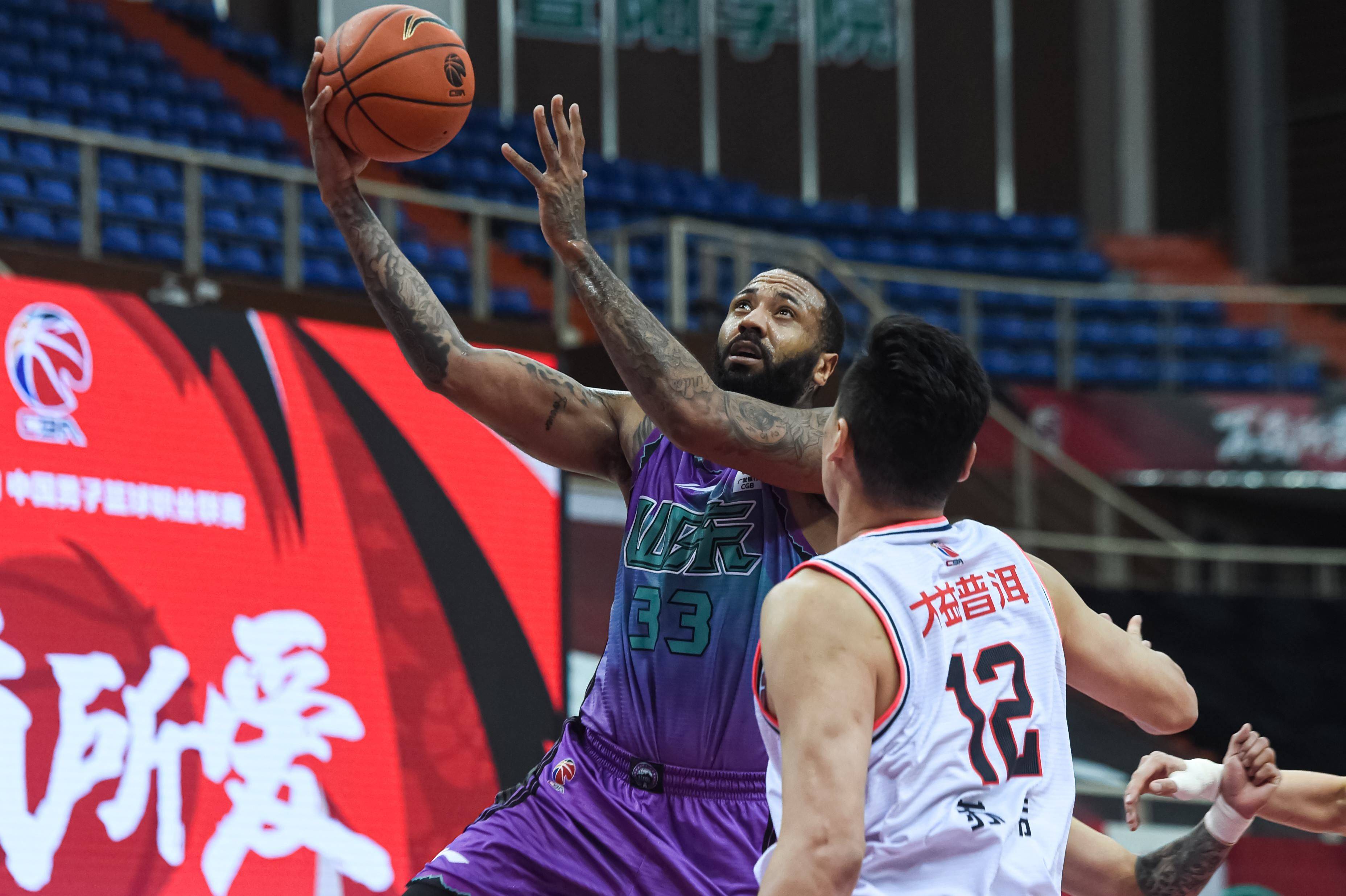 半岛体育官网-篮球专业球队赞助合同即将到期，球员何去何从的简单介绍