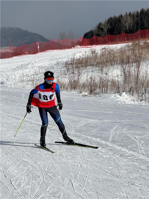 半岛体育官网-包含芬兰越野滑雪选手坚韧不拔，斩获金牌！的词条