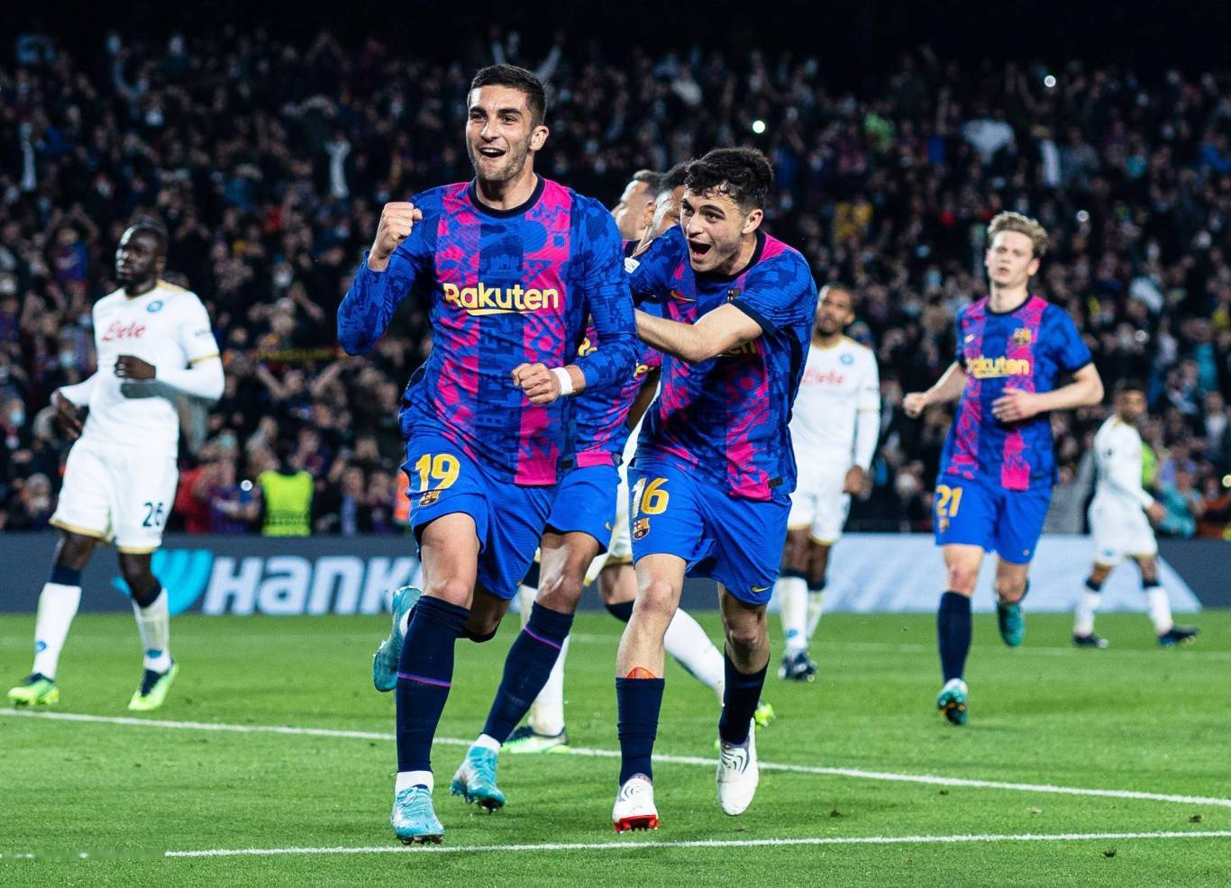 半岛体育官网首页-巴列卡诺客场大胜哈拉尔，豪取三分